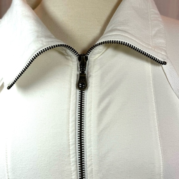 Soft Surroundings Embroidered Long Full Zip Soft White Jacket and Pockets Size L - Picture 3 of 14